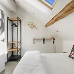 Mansion In With Sauna Prázdninový dům *