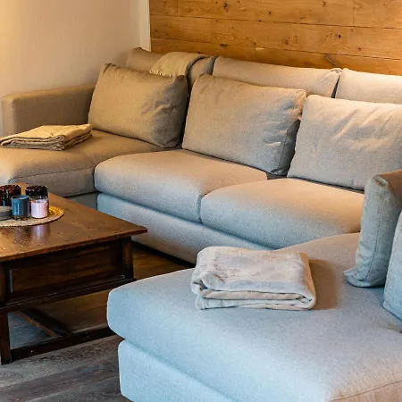Cosy Mansion With Private Terrace And Sauna Holiday home Aywaille