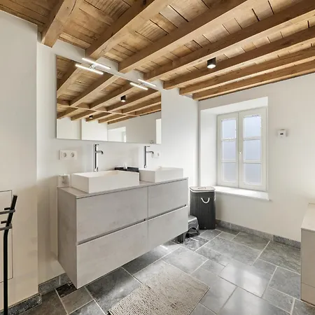 Mansion In With Sauna *